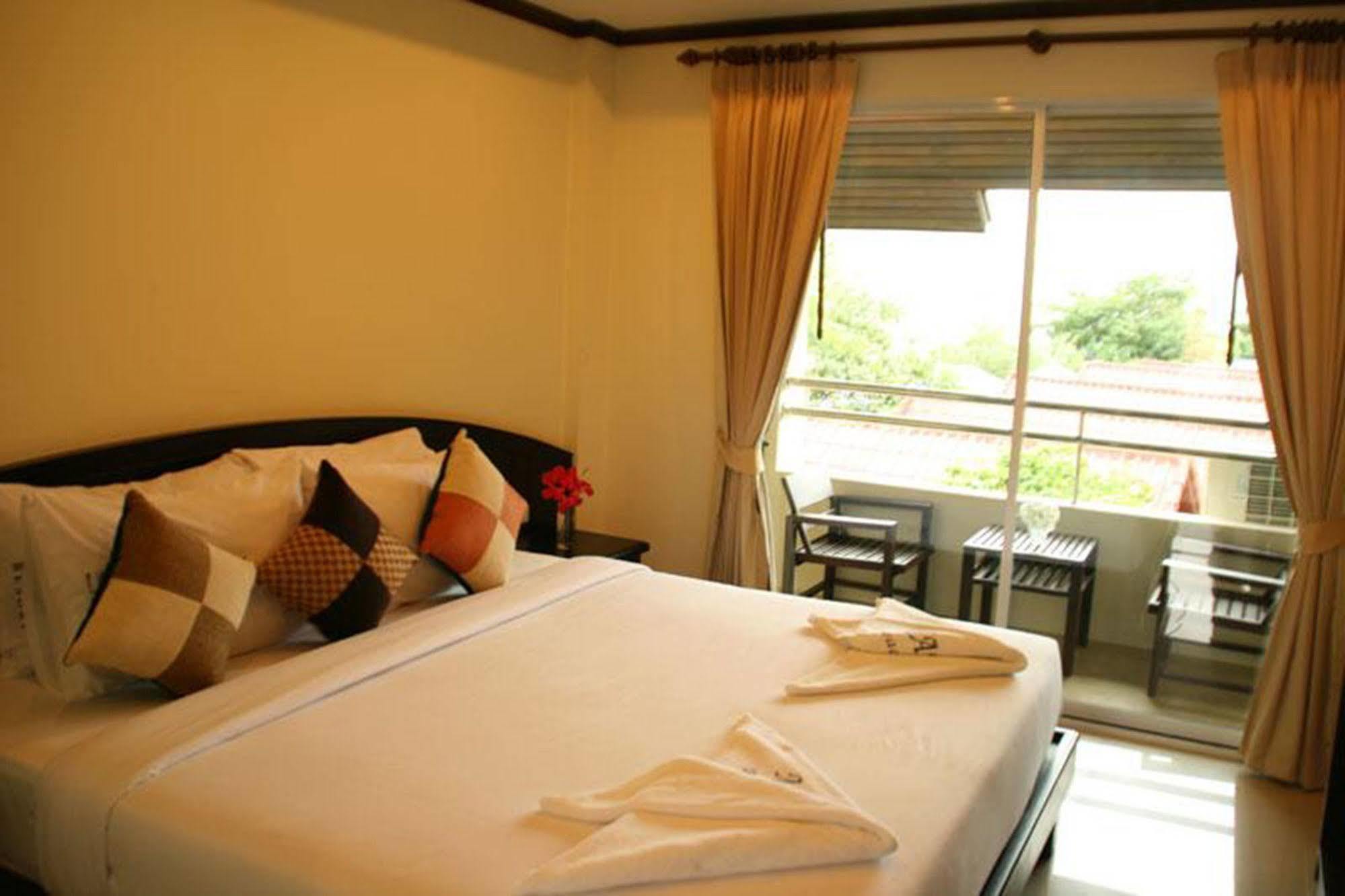 Marina Beach Resort - SHA Extra Plus Lamai Beach  Exterior foto